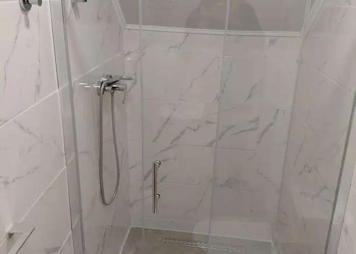 Refugio De Moncorvo * Torre De Moncorvo